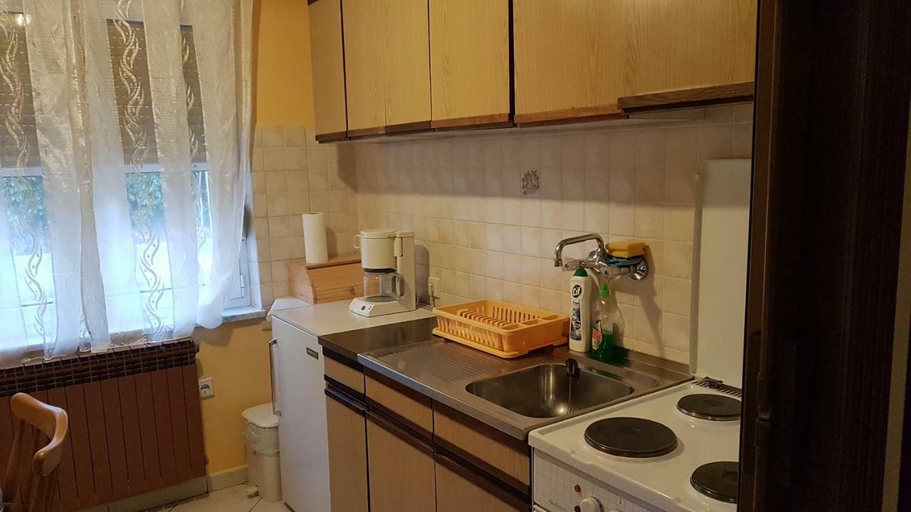 Apartments Anita - One Bedroom Apartment With Garden Матульи Экстерьер фото